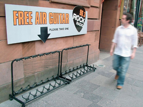 freeairguitar5223.jpg