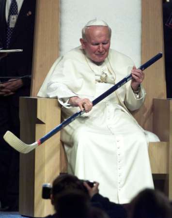 hockeypope.jpg